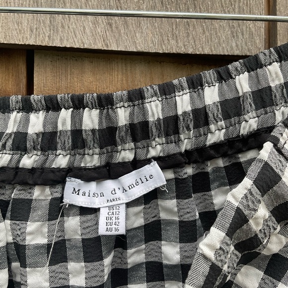 - Madison d’ Amelie Paris Skirt - Picture 2 of 4